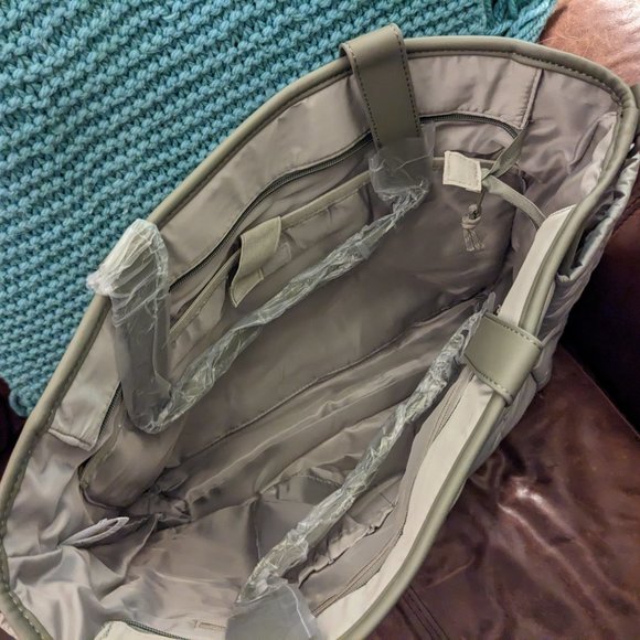 Thirty One Commuter Quilted Tote Bag NIB - Picture 5 of 6